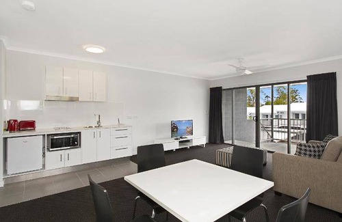 Cooroy Hotel | 52 m² Motel ∙ 10 guests
