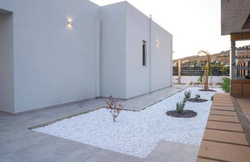 Karystos Resort | 60 m² Resort ∙ 2 bedrooms ∙ 6 guests