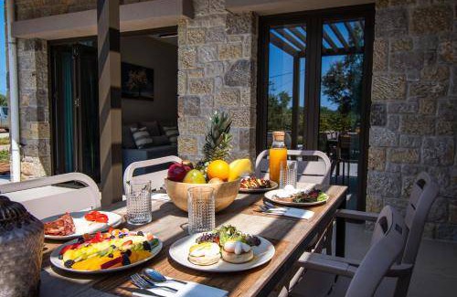 Romanos Resort | 63 m² Resort ∙ 2 bedrooms ∙ 6 guests