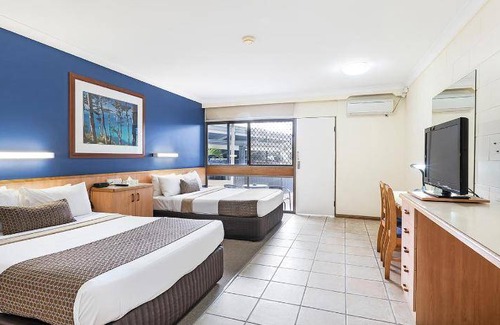 Cannonvale Hotel | 64 m² Motel ∙ 4 bedrooms ∙ 7 guests