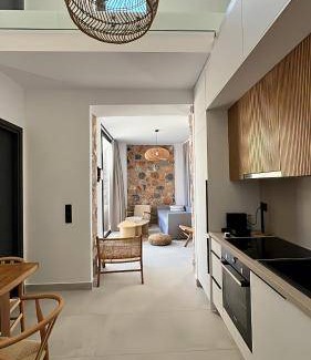 Kymi-Aliveri Resort | 65 m² Resort ∙ 2 bedrooms ∙ 6 guests