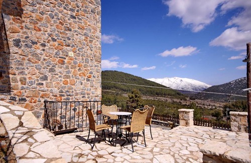 Orchomenos Apartment | 75 m² Serviced apartment ∙ 2 bedrooms ∙ 20 guests