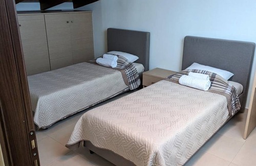 Kamena Vourla Apartment | 77 m² Apartment ∙ 2 bedrooms ∙ 4 guests