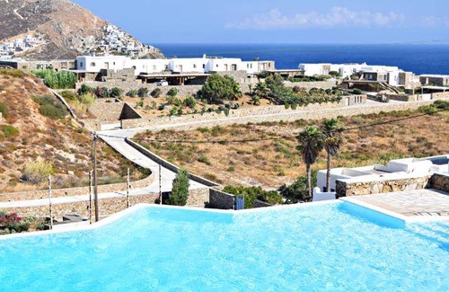 Elia Resort | 79 m² Resort ∙ 3 bedrooms ∙ 7 guests