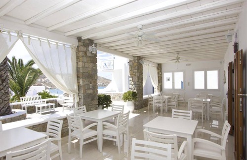 Ornos Hotel | 80 m² Hotel ∙ 10 guests