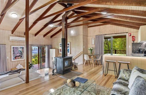 Montville Cabin | 80 m² Lodge ∙ 4 guests