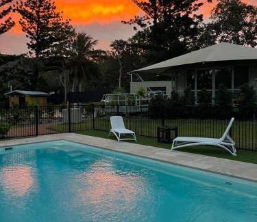 Nelly Bay Resort | 80 m² Resort ∙ 2 guests