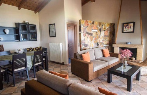 Dirfys-Messapia Villa | 85 m² Villa ∙ 3 bedrooms ∙ 6 guests