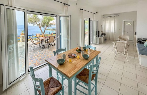 Pigadia House | 88 m² Maisonette ∙ 2 bedrooms ∙ 5 guests