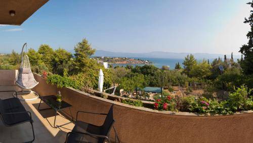 Chalcis Apartment | 90 m² Apartment ∙ 1 bedroom ∙ 6 guests