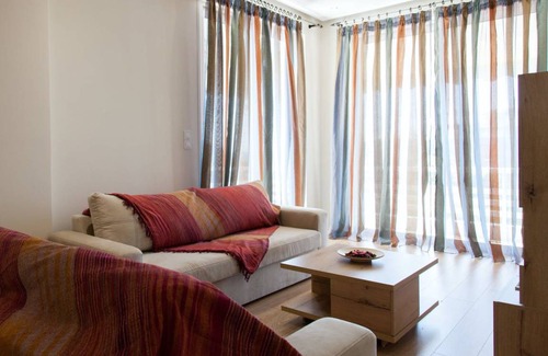 Glyfada Apartment | 90 m² Apartment ∙ 2 bedrooms ∙ 5 guests