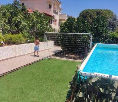 Kymi-Aliveri House | 92 m² House ∙ 2 bedrooms ∙ 6 guests