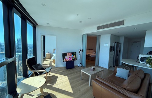 Brisbane Central Business District Apartment | Amazing city views 60th level skytower 3 bedrooms Free Parking