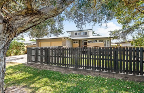 Sunshine Coast House | Amazing Family Holiday Home - Games Room & Pet Friendly!