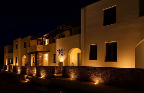Ampelas House | Ampelas Nostalgia Apartments - Aiolos Gem in Paros