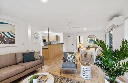 Marcoola Apartment | Apartment ∙ 3 bedrooms ∙ 6 guests
