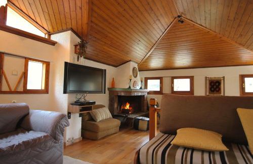 Arachova Apartment | Arctic Loft by Ski Alure