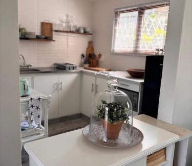 Umtentweni House | Beach Nest Unit - Ebbtide