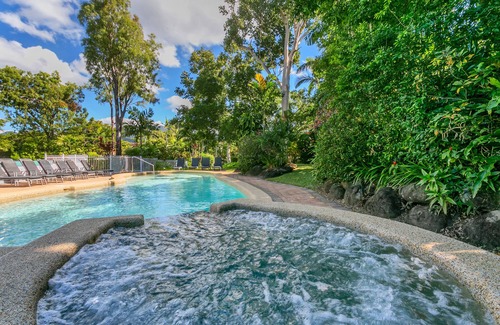 Trinity Beach Apartment | Beachfront Apartments on Trinity Beach