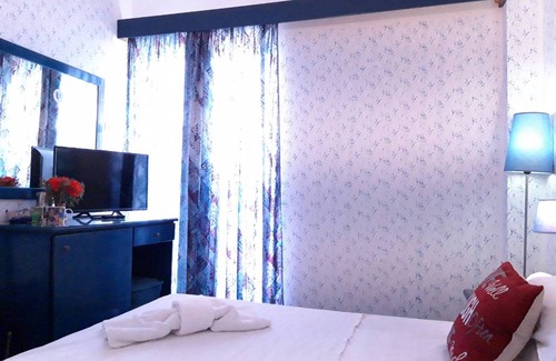 Agia Marina Hotel | Beachfront Double Haven - Argo Seaside Stays