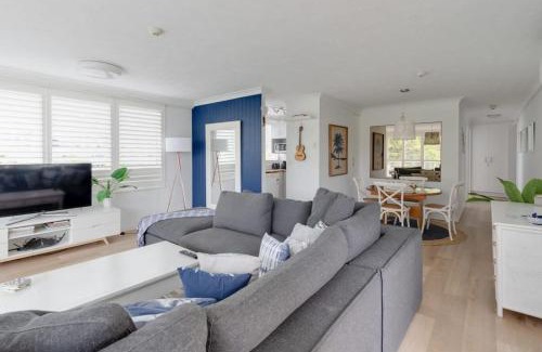 Burleigh Heads Apartment | Beachy, Bright, and the Best Location on the GC!