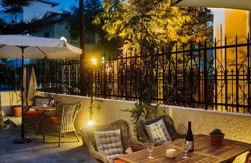 Rhodes Bed & Breakfast | Bed and breakfast ∙ 2 guests