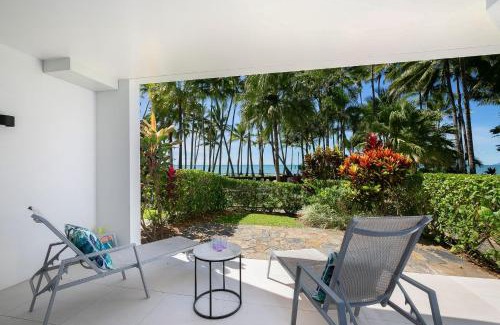 Palm Cove Apartment | Belle Escapes Oceanview Suite 21 Alamanda Palm Cove