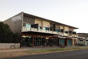 Blackwater Hotel | Black Rock Inn