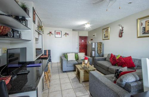 Margate Beach Apartment | Boulevard 9