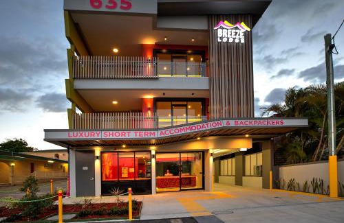 Kangaroo Point Hostel | Breeze Lodge