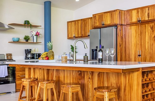 Manuel Antonio House | Casa Elsa-Ocean View, Pool, Walk to Beach