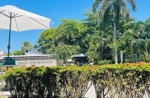 Playa Hermosa House | Casa Lapa Roja