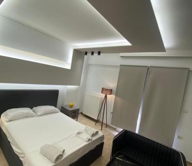 Larissa Apartment | Central appartment3 with parking