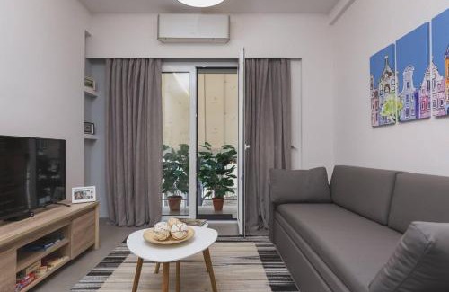 Koukaki Apartment | Central Koukaki Unique Flat next to Acropolis & Metro 57sqm