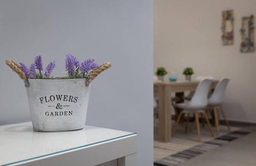 Koukaki Apartment | Central Koukaki Unique Flat next to Acropolis & Metro 57sqm