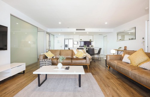 Surfers Paradise Apartment | Circle on Cavill SkyHome 2443 - Level 44 3 bedrooms
