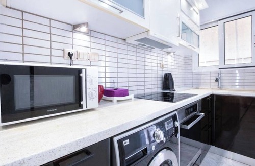 Vyronas Apartment | "cityscape-zen-penthouse"