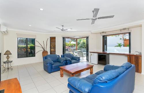 Clifton Beach House | Clifton Beach Holiday Villas