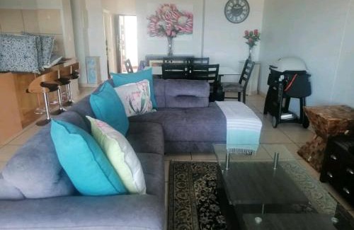 Margate Beach Apartment | Colonial Sands 202 - 8 Sleeper Luxurious Apartment
