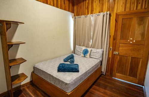 Santa Elena Hostel | Cowboy Hostel - Habitaciones con Baño Privado