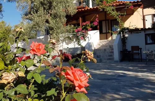 Eretria Cottage | Cozy vacation apartment Panorama1