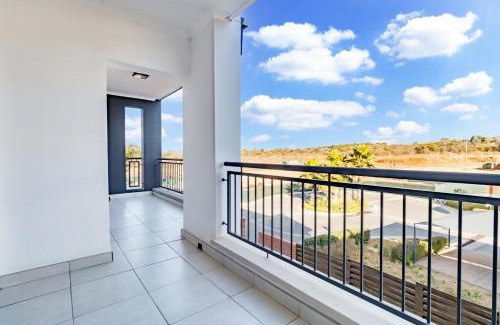 Tshwane Apartment | Crystal Lagoon lifestyle holiday