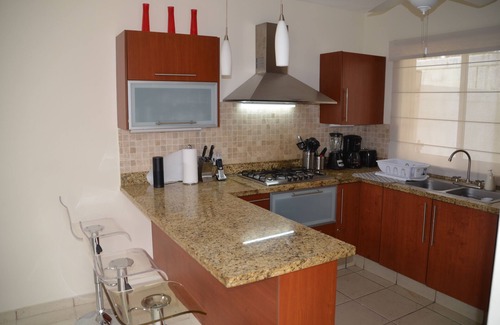Las Moras House | DELIGHTFUL WORKCATION JUST 5 MIN FROM THE BEACH IN GATED COMMUNITY