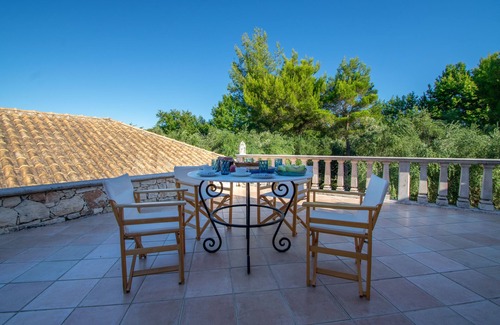 Agrilia Villa | Doliva Estate