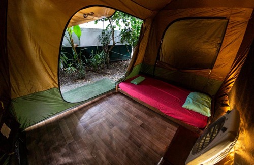 Port Douglas Hostel | Dougies Backpackers Resort