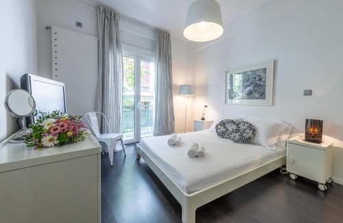Neapoli Apartment | Elegant apartment in Kolonaki