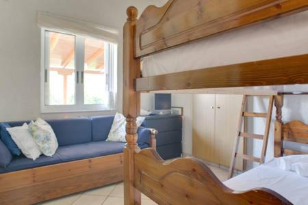 Eretria House | Elia Eretria