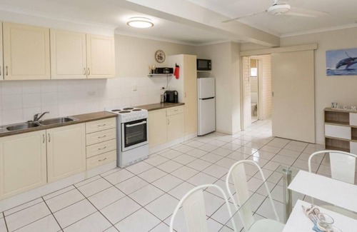 Scarness House | Entire Home minutes to beach