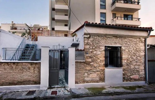Athens City Centre Apartment | Experience a Unique hand-built house at Gazi area