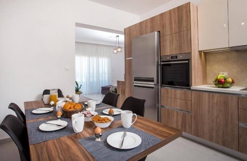 Kalathos House | Holiday house Archangelos for 1 - 6 persons with 3 bedrooms - Row house
